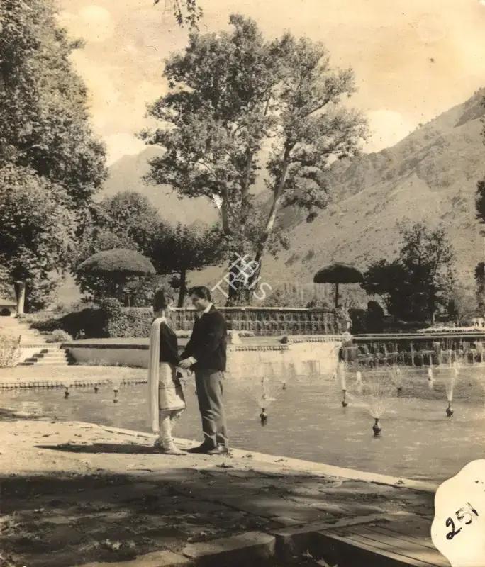 Ramanand Sagar (Producer), Arzoo, 1965, Photographic Still