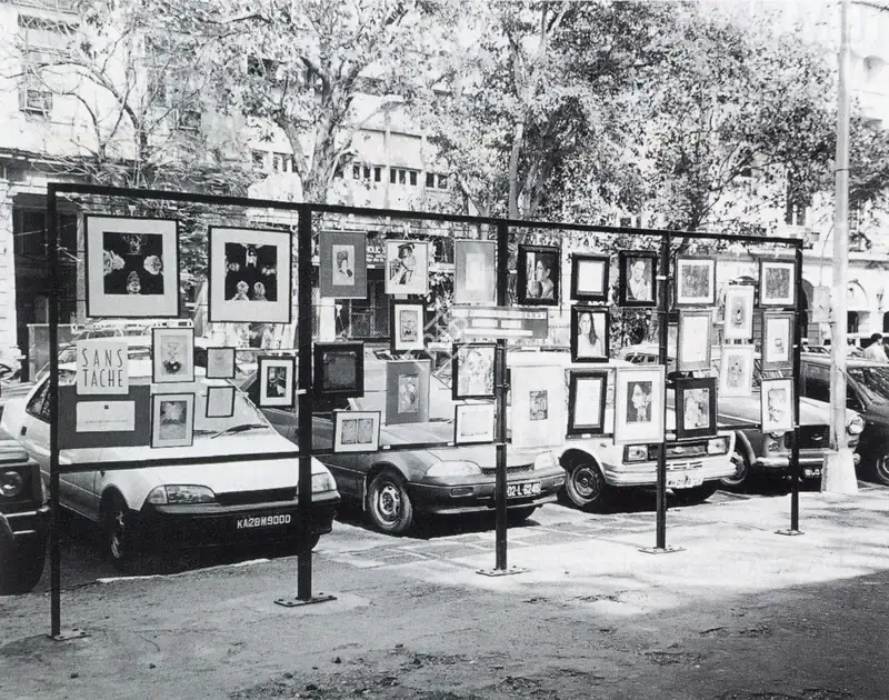 Monisha Ahmed (Photographer), A Pavement Exhibition at the Kala Ghoda Art Festival, 1999, Contemporary Photograph