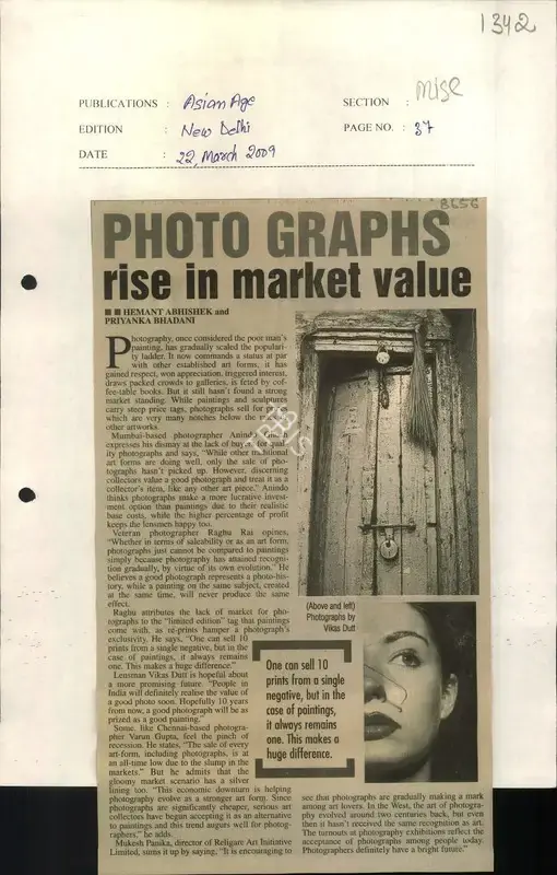 Hemant Abhishek (Reporter), Photographs Rise in Market Value, 2009, Newspaper Clipping