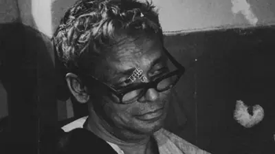 Ghatak, Ritwik (Director), Jukti Takko Aar Gappo, 1974 | Photographic Still | CinemaEducation | 00457675