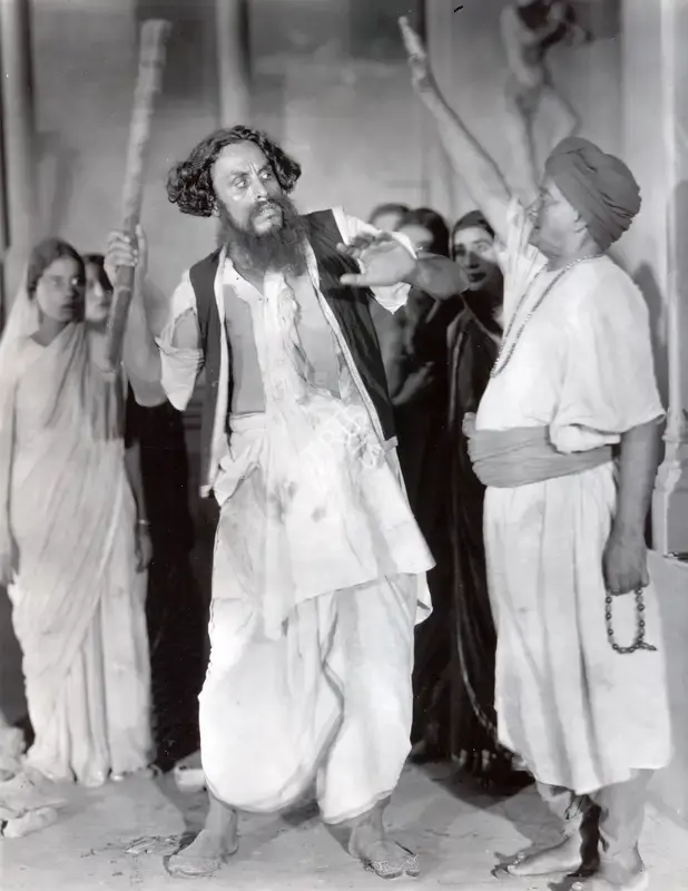 Moti B. Gidwani (Director), Gulam Daku, 1936, Photographic Still