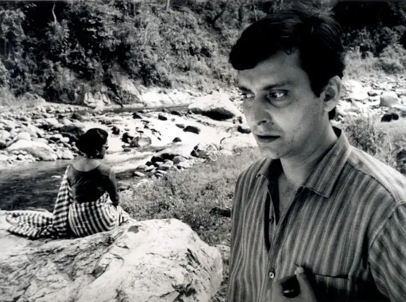 Satyajit Ray (Director), Ka Purush Maha Purush, 1965, Photographic Still