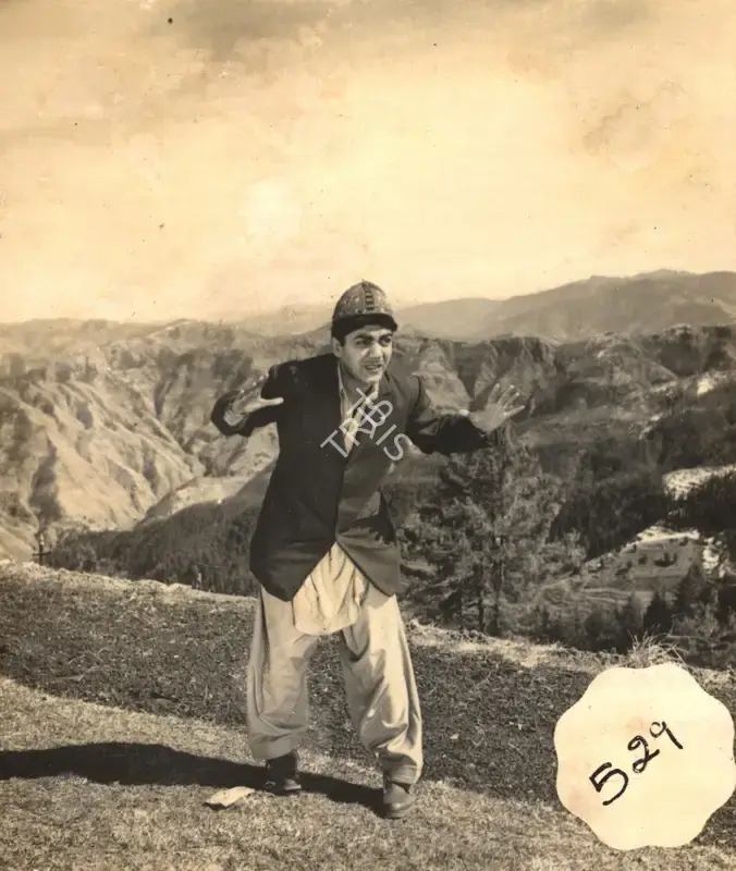 G. Singh (Cinematographer), Arzoo, 1965, Photographic Still