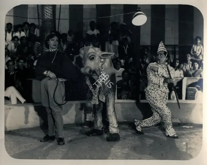 Anant Wadadeker (Cinematographer), Circuswale, 1950, Photographic Still