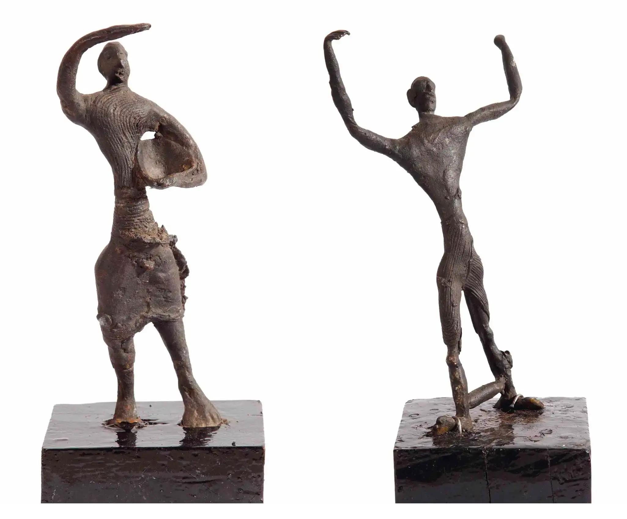 Meera Mukherjee (Artist), Untitled (Earth Carriers), Sculpture