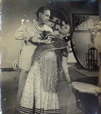 Dwarka Khosla (Director), Dilruba, 1950, Photographic Still