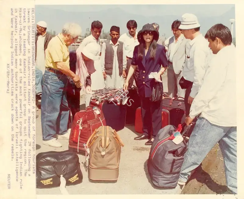 Meraj (Photographer), Del01: Tourists: Srinagar, India, 30Sep92, 1992, Contemporary Photograph