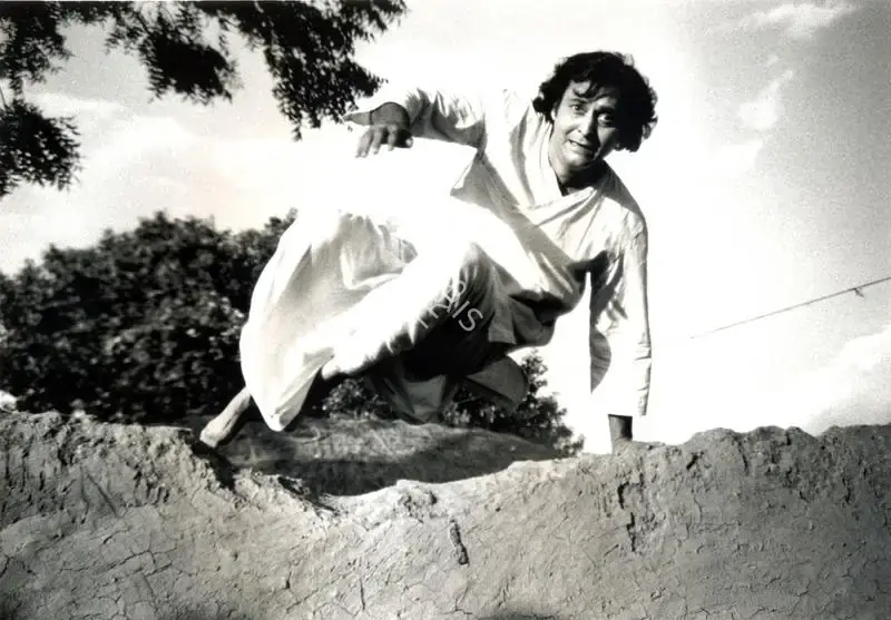 Soumendu Roy (Cinematographer), Hirak Rajar Deshe, 1980, Photographic Still