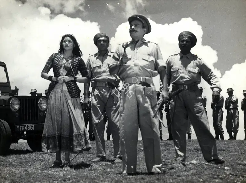 Radhu Karmakar (Cinematographer), Jis Desh Men Ganga Behti Hai, 1960, Photographic Still
