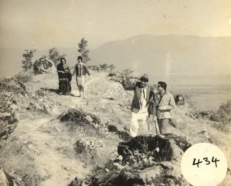 G. Singh (Cinematographer), Arzoo, 1965, Photographic Still