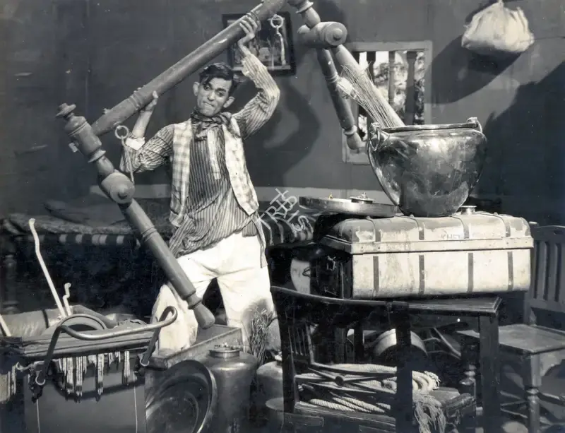 Chimanlal Trivedi (Producer), Kunwara Pati, 1950, Photographic Still