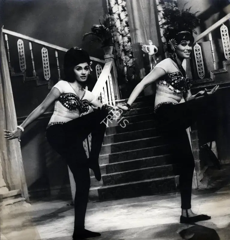 Nasir Husain (Producer), Baharon Ke Sapne, 1967, Photographic Still