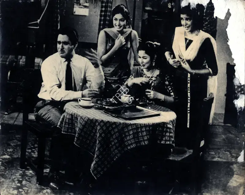 P. Ellappa (Cinematographer), Grahasti, 1963, Photographic Still