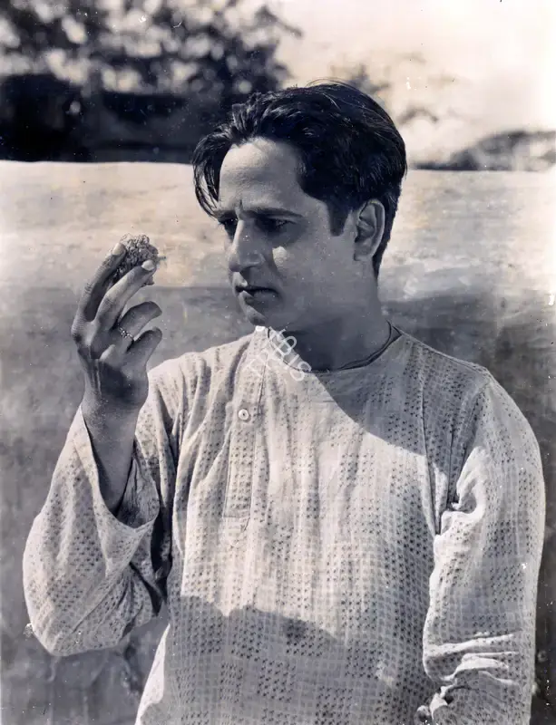 Moti B. Gidwani (Director), Niti Vijay, 1932, Photographic Still
