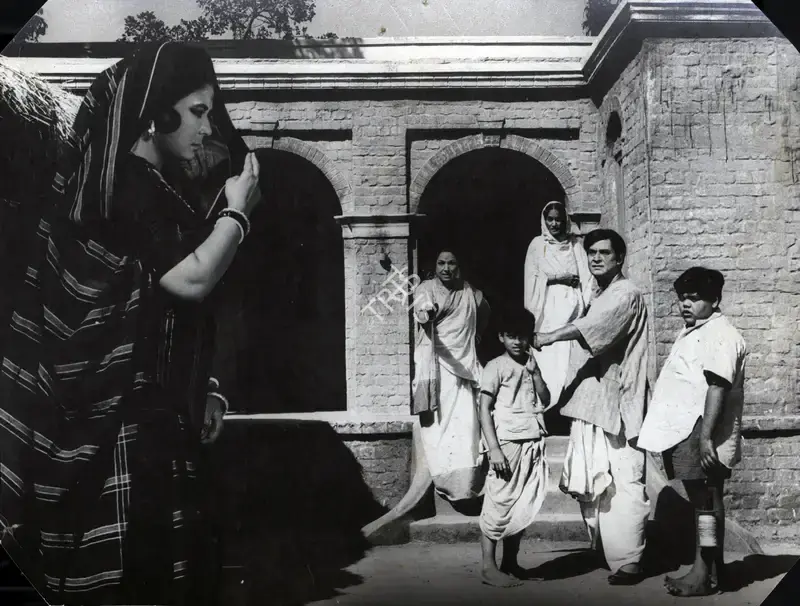 Jaywant Pathare (Cinematographer), Majhli Didi, 1967, Photographic Still