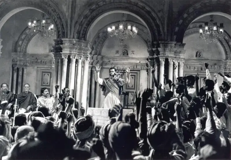 Soumendu Roy (Cinematographer), Ghare Baire, 1985, Photographic Still