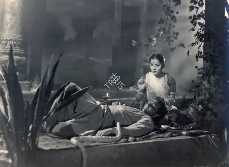Dhirubhai Desai (Director), Raja Vikram, 1957, Photographic Still