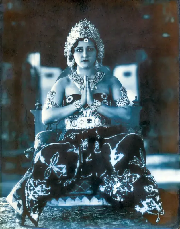 Adi M. Irani (Cinematographer), Sulochana, 1933, Photographic Still