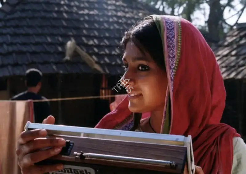 Mukhopadhayay, Avik (Cinematographer), Aamaar Bhuvan, 2002 | Photographic Still | CinemaEducation | 00553899