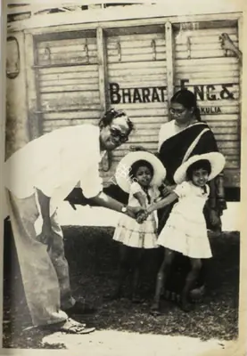 Unknown (Photographer). Ritwik and Surama with their daughters. | Photographic Still | Photography | 00457540