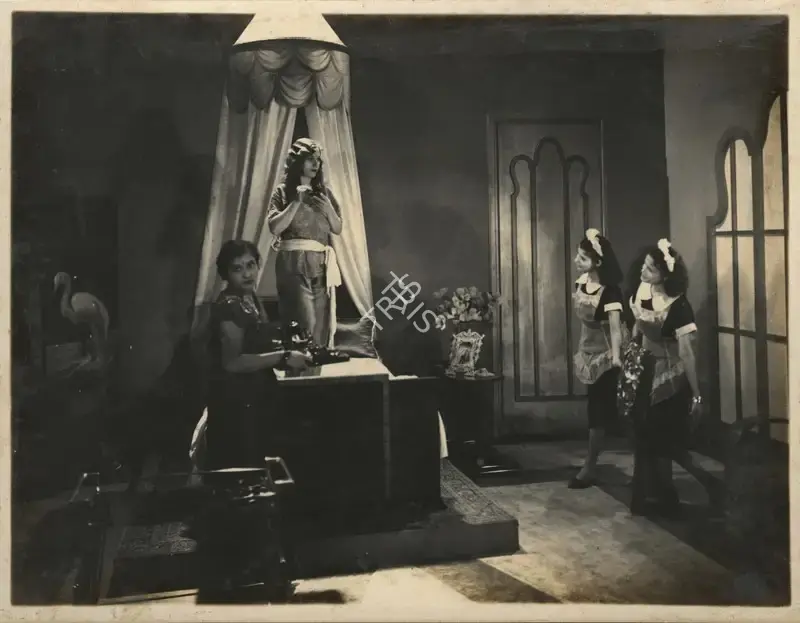 Homi Wadia (Director), Lutaru Lalna, 1938, Photographic Still