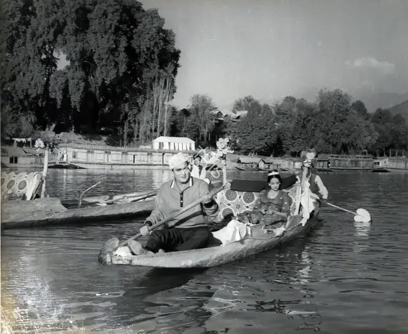 K.H. Kapadia (Cinematographer), Yeh Rastey Hain Pyar Ke, 1963, Photographic Still