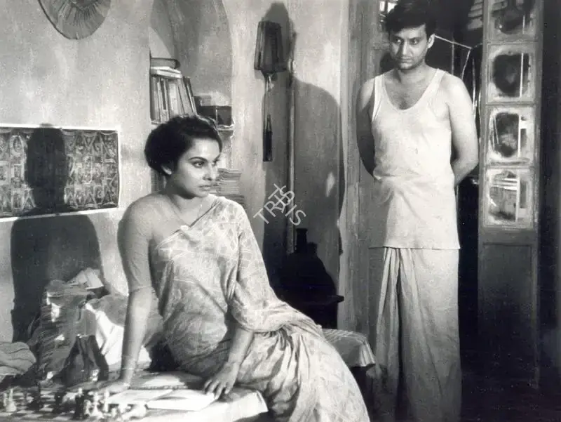 Satyajit Ray (Director), Ka Purush Maha Purush, 1965, Photographic Still