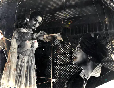 Apurba Bhattacharjee (Cinematographer), Mujhe Jeene Do, 1963, Photographic Still