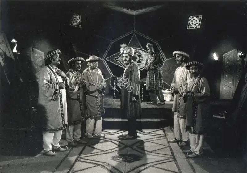 Soumendu Roy (Cinematographer), Hirak Rajar Deshe, 1980, Photographic Still