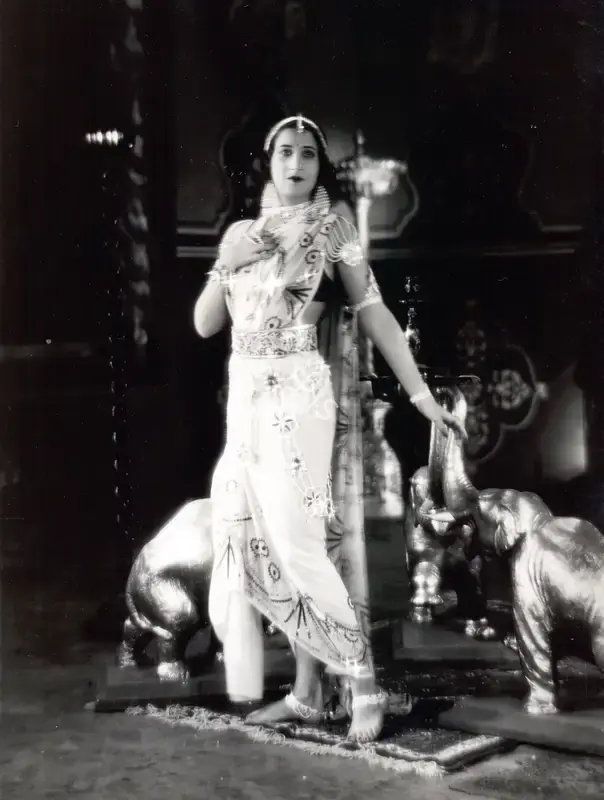Aspi Irani (Director), Sundari, 1936, Photographic Still