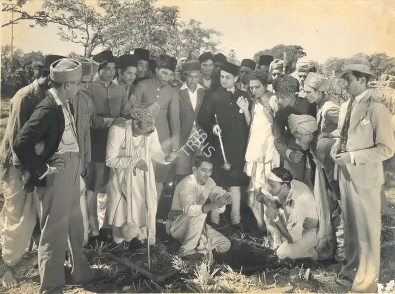 Manibhai Vyas (Director), Baazigar, 1938, Photographic Still