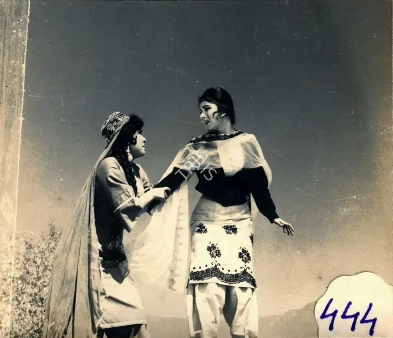 G. Singh (Cinematographer), Arzoo, 1965, Photographic Still