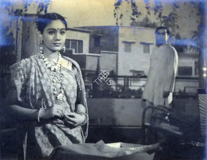 Nanabhai Bhatt (Director), Mouj, 1943, Photographic Still