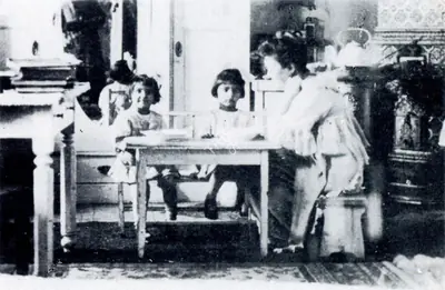 Krishen Khanna (Photographer), Mother and Children in Hungary, 1918, Contemporary Photograph