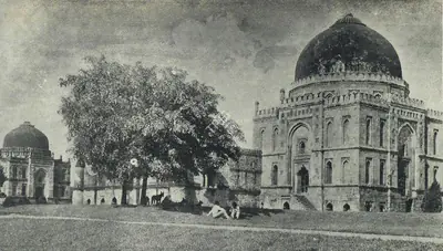 Unknown (Photographer), Lodi Tombs, 1492, Contemporary Photograph