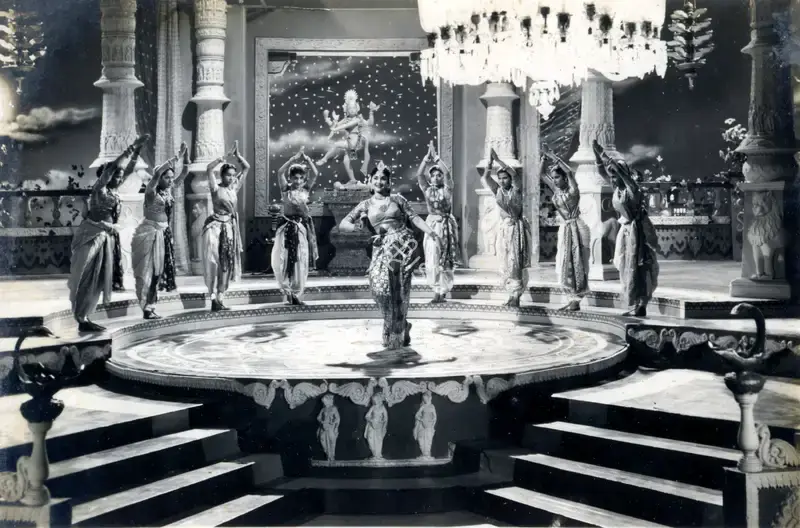Bipin Gajjar (Cinematographer), Patrani, 1956, Photographic Still