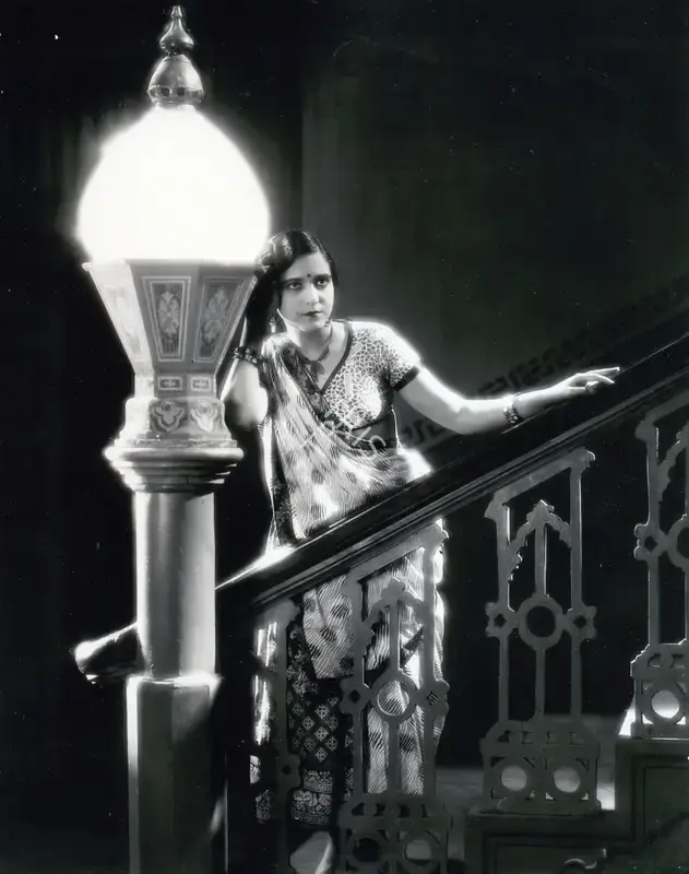 Moti B. Gidwani (Director), Gulam Daku, 1936, Photographic Still