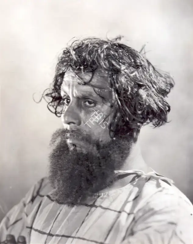 Moti B. Gidwani (Director), Gulam Daku, 1936, Photographic Still