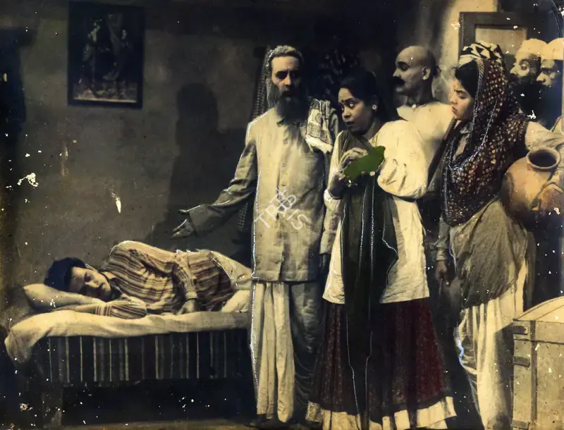 Nazir Ajmeri (Director), Majboor, 1948, Photographic Still