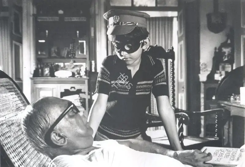 Soumendu Roy (Cinematographer), Joi Baba Felunath, 1979, Photographic Still