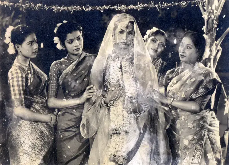 Aga Hasham (Cinematographer), Duniya Jhukti Hai, 1960, Photographic Still