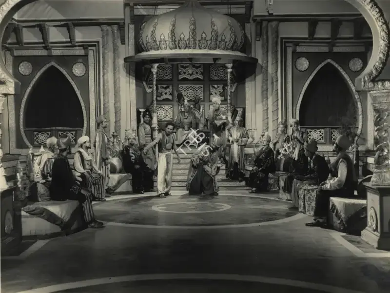 John Cavas (Cinematographer), Baghdad Ka Jadu, Photographic Still