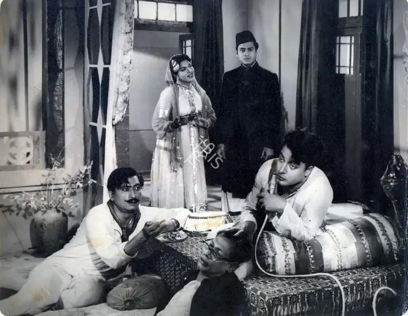 Ismat Chughtai (Producer), Darwaza, 1954, Photographic Still