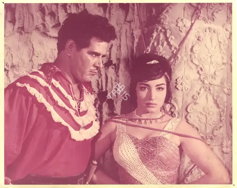 Raj Kumar Kohli (Producer), Lootera, 1965, Photographic Still
