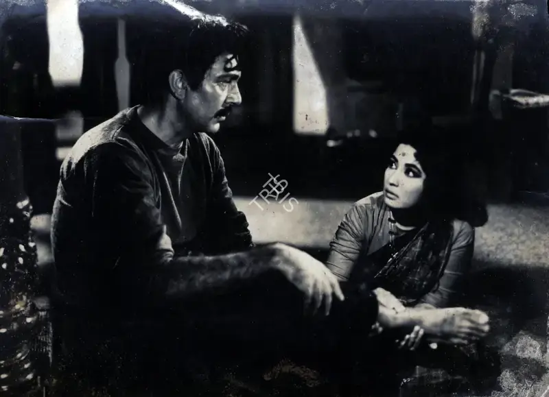 Kamal Bose (Cinematographer), Pinjre Ke Panchhi, 1966, Photographic Still