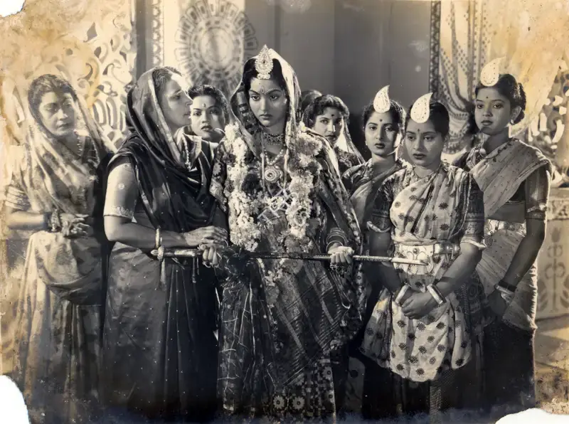 Bipin Gajjar (Cinematographer), Patrani, 1956, Photographic Still