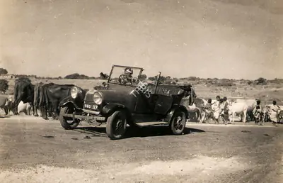 Dinen Gupta (Cinematographer), Ajantrik, 1958, Photographic Still