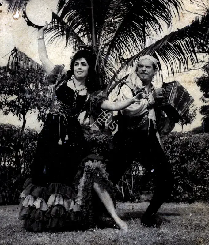 Roque M. Layton (Cinematographer), Zindagi Aur Maut, 1965, Photographic Still