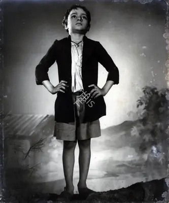 Ramachandra (ii) (Cinematographer), Munna, 1954, Photographic Still