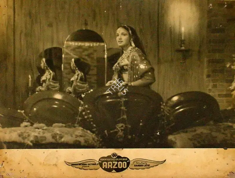 Shahid Lateef (Director), Arzoo, 1950, Lobby Card